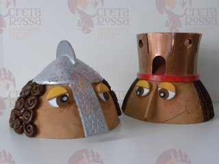 Campanelle in ceramica policroma, realizzate interamente a mano. Serie "Scacchi Sonori". Pezzi unici e serie limitata, da collezione.